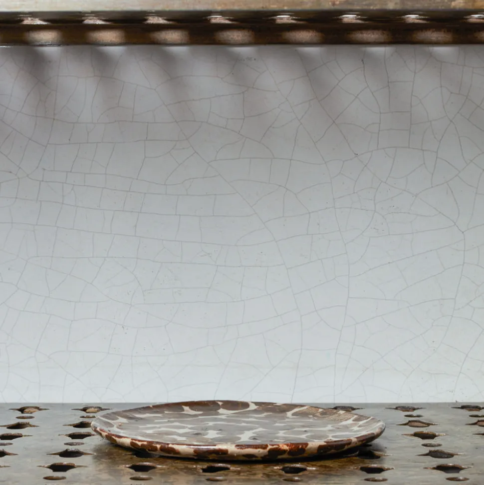 Assiette en grès Moucheté - Marron