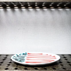 Assiette plate en faïence Paola Navone