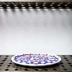 Assiette plate en faïence Paola Navone