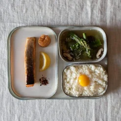 Assiette plate en grès n°4 - Mastic