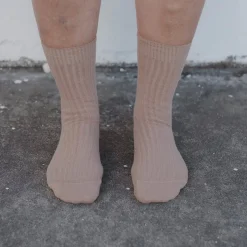 Baserange - Chaussettes côtelées Rib - Beige