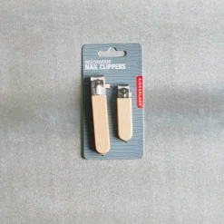 Coupes-ongles en bois