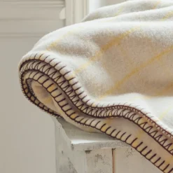 Couverture Merci - Carreaux Jaune Asahi