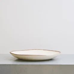 Grand plat en grès - Crème