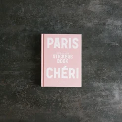 Livre - Paris en stickers de Zoé de las Cases