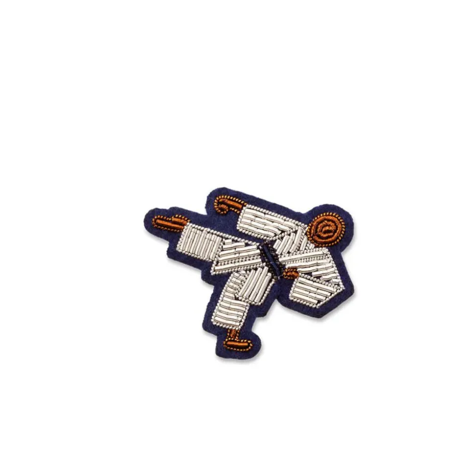 Macon & Lesquoy - Broche - Karate