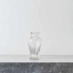 Mini vase en verre