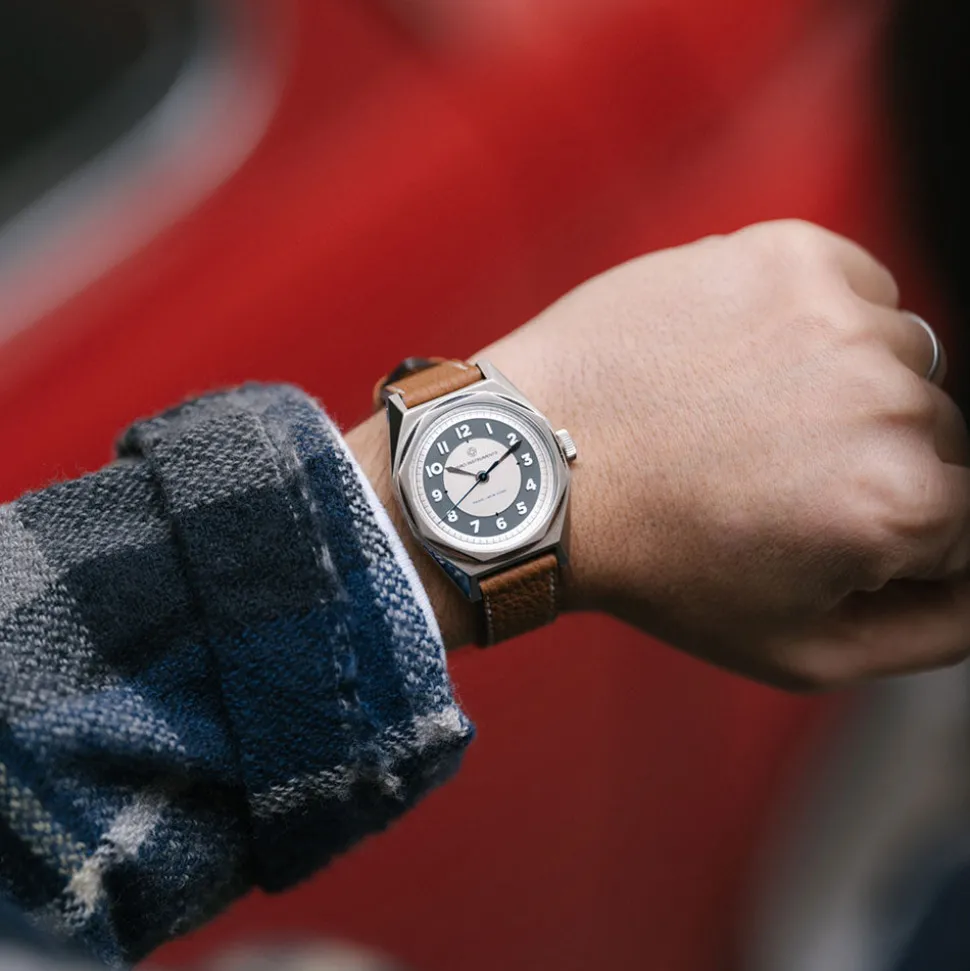 Montre - Merci Instruments Beaumarchais H02 x Hodinkee