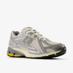 New Balance - Baskets 1906 RRD - Gris