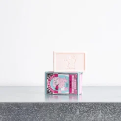 Savon à la rose