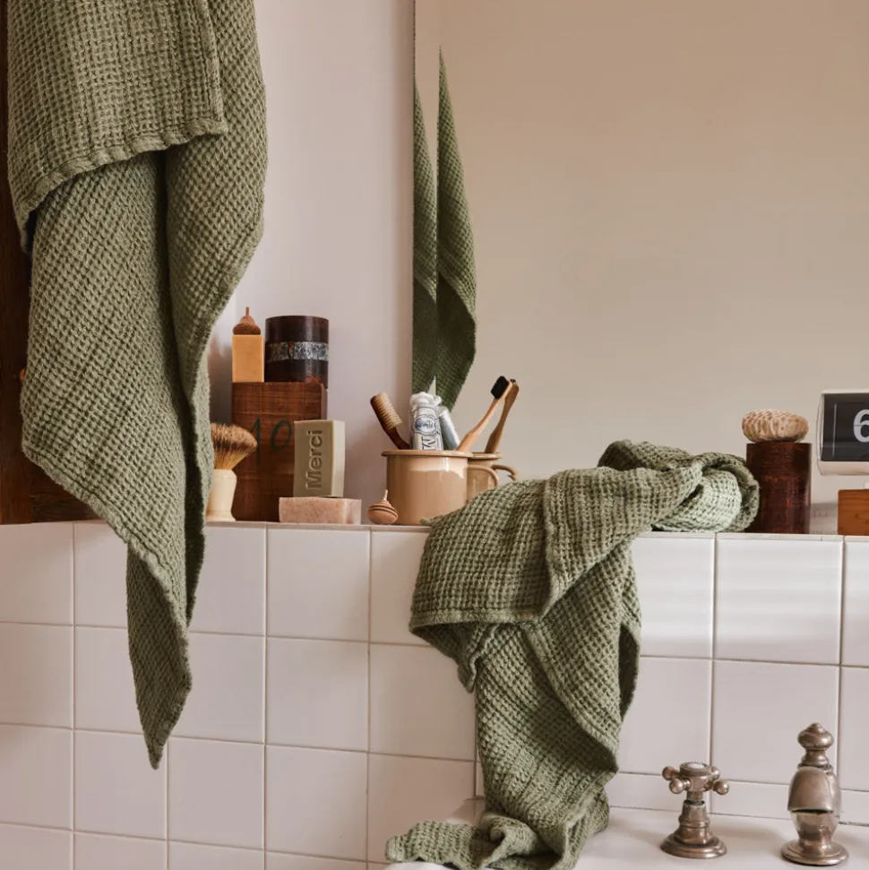 Serviette de bain en lin - Waffle - Vert Komorebi