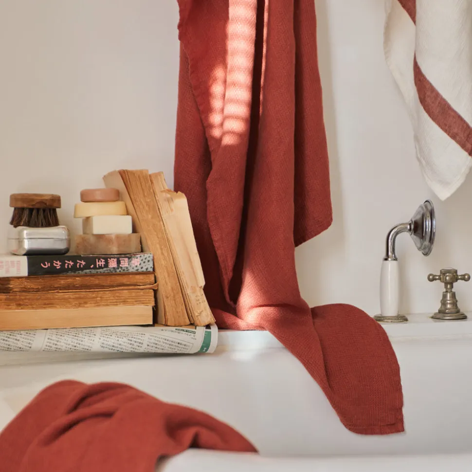 Serviette de bain en lin - Nid d'abeille - Bande Rouge Urushi
