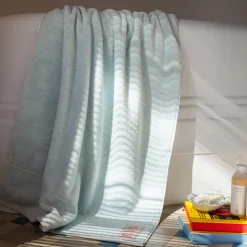 Serviette de bain en éponge - Bleu Antiparos