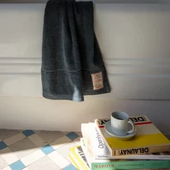 Serviette de bain en éponge - Bleu Pétrole