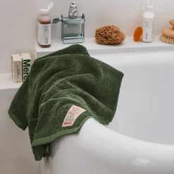 Serviette de bain en éponge - Vert d'Anduze