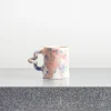 Tasse à café multicolore