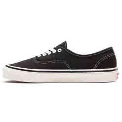 Vans - Authentic 44 DX - Noir