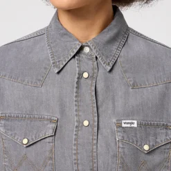 Wrangler - Chemise Regular - Gris
